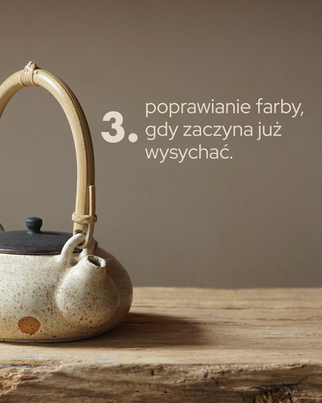 Farba wapienna podczas wysychania
